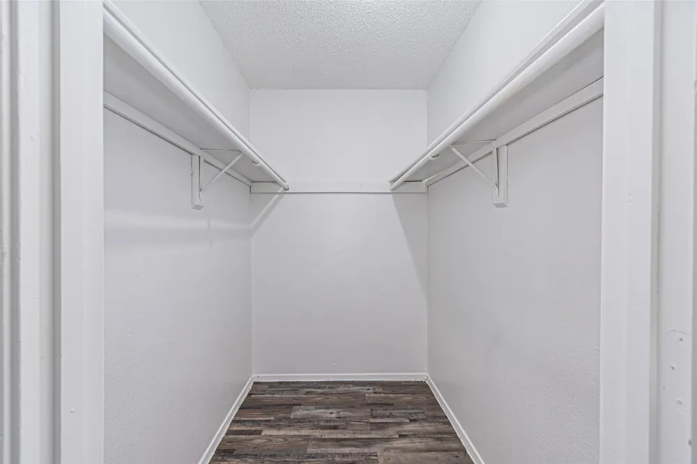 300 W Wintergreen Road #226 DeSoto, TX 75115