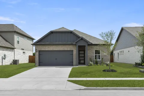 1221 Anderson Drive