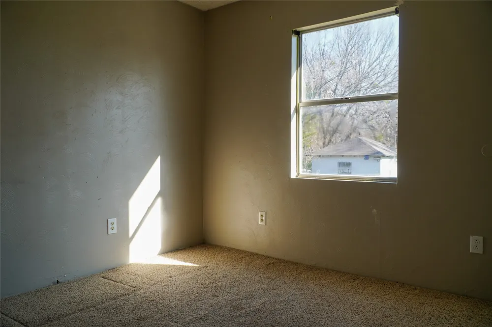 305 Eastern Street Keene, TX 76059
