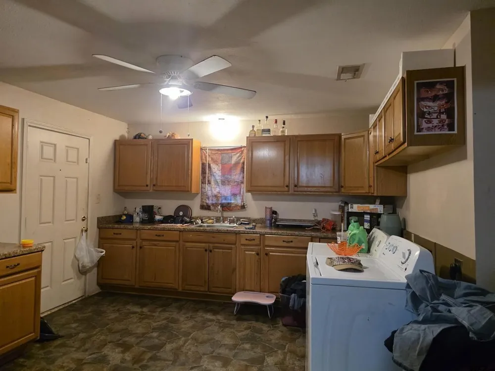 300 Walnut Naples, TX 75568