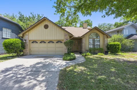 1405 Ariel Lane