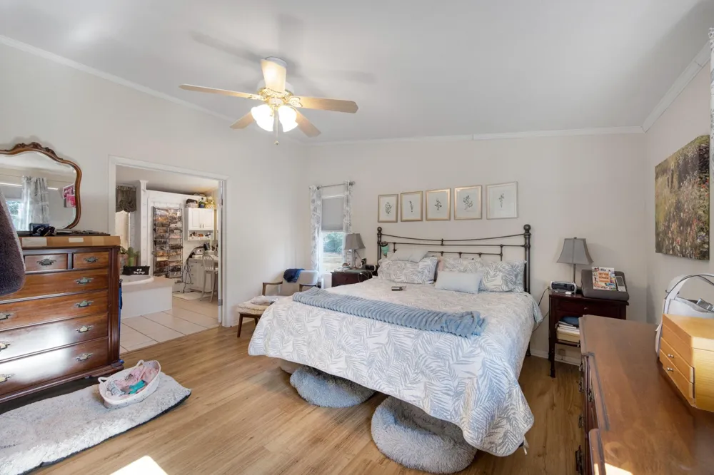 10676 Rutherford Road Cleveland, TX 77328