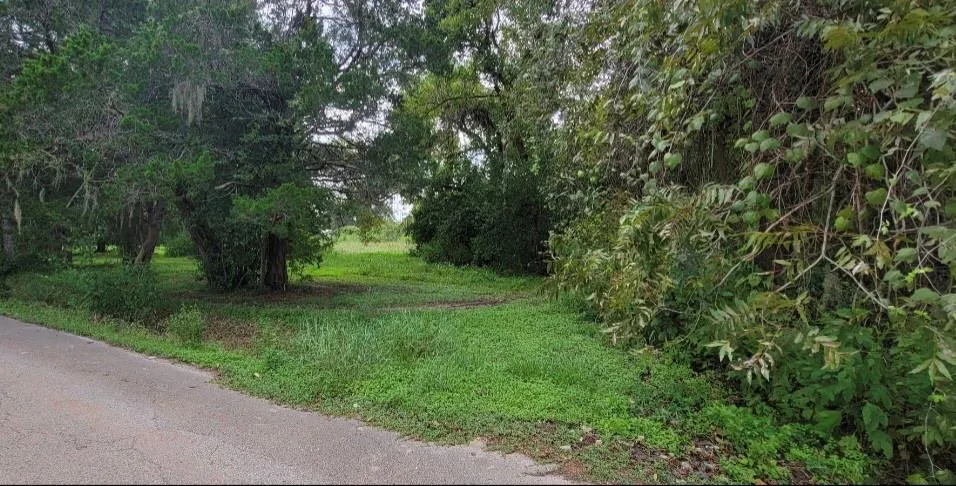 6415 S F Austin Jones Creek, TX 77541