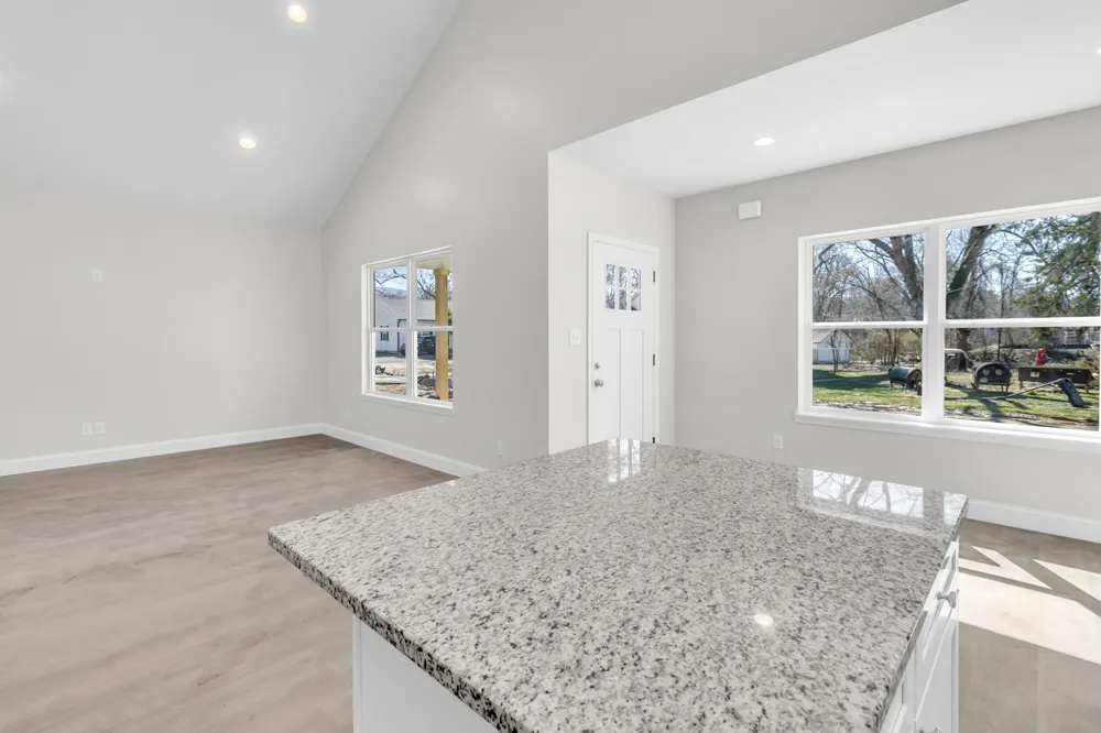 125 Lindon Street Benton, TN 37307