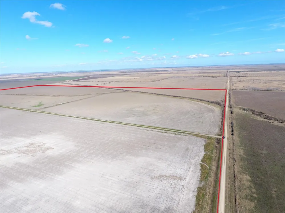 768 Million Dollar Road Palacios, TX 77465