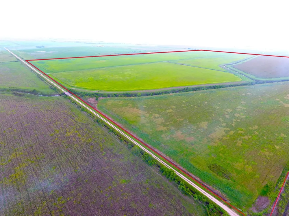768 Million Dollar Road Palacios, TX 77465