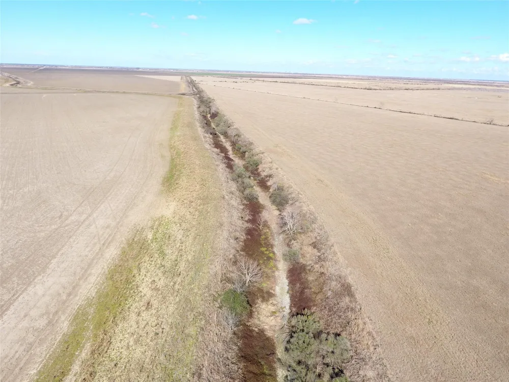 768 Million Dollar Road Palacios, TX 77465