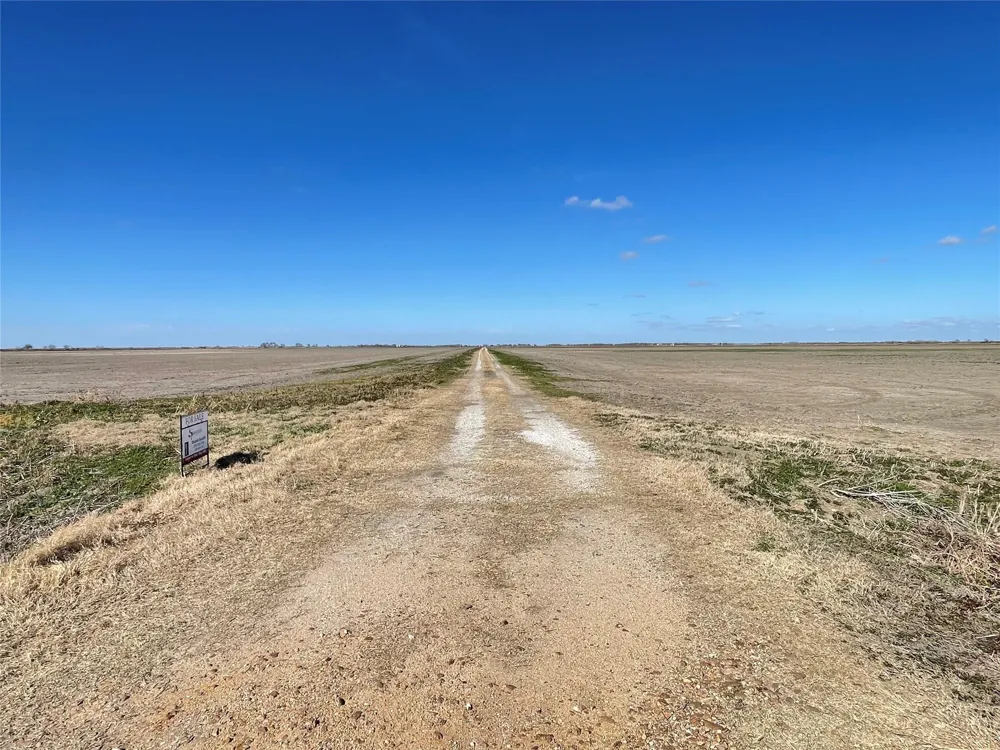 768 Million Dollar Road Palacios, TX 77465