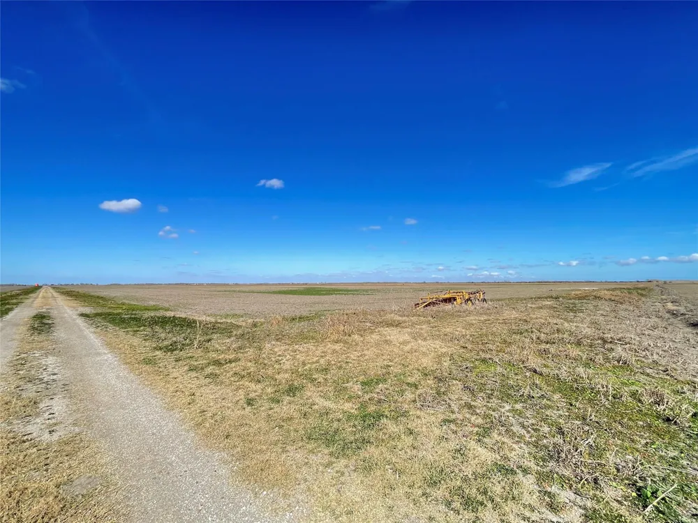 768 Million Dollar Road Palacios, TX 77465