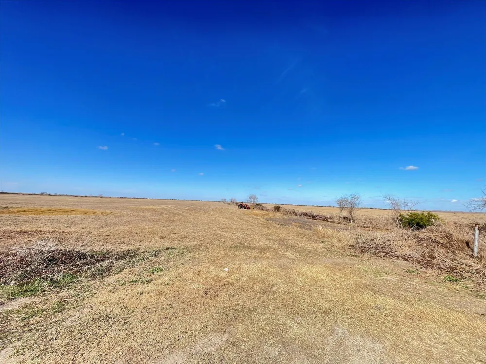 768 Million Dollar Road Palacios, TX 77465