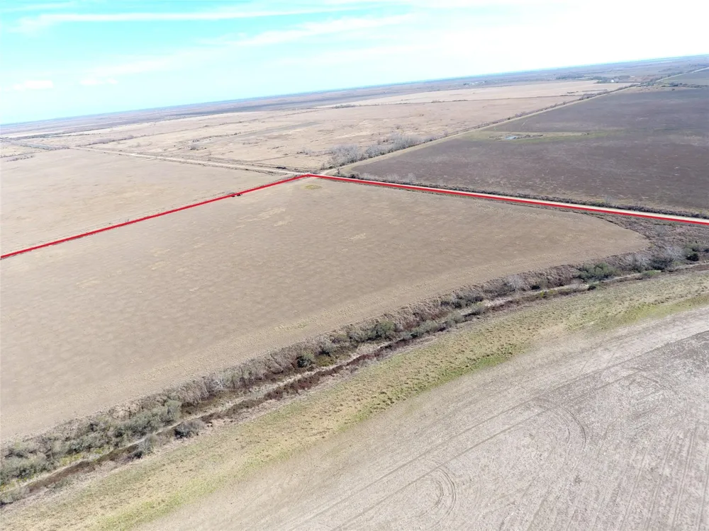 768 Million Dollar Road Palacios, TX 77465