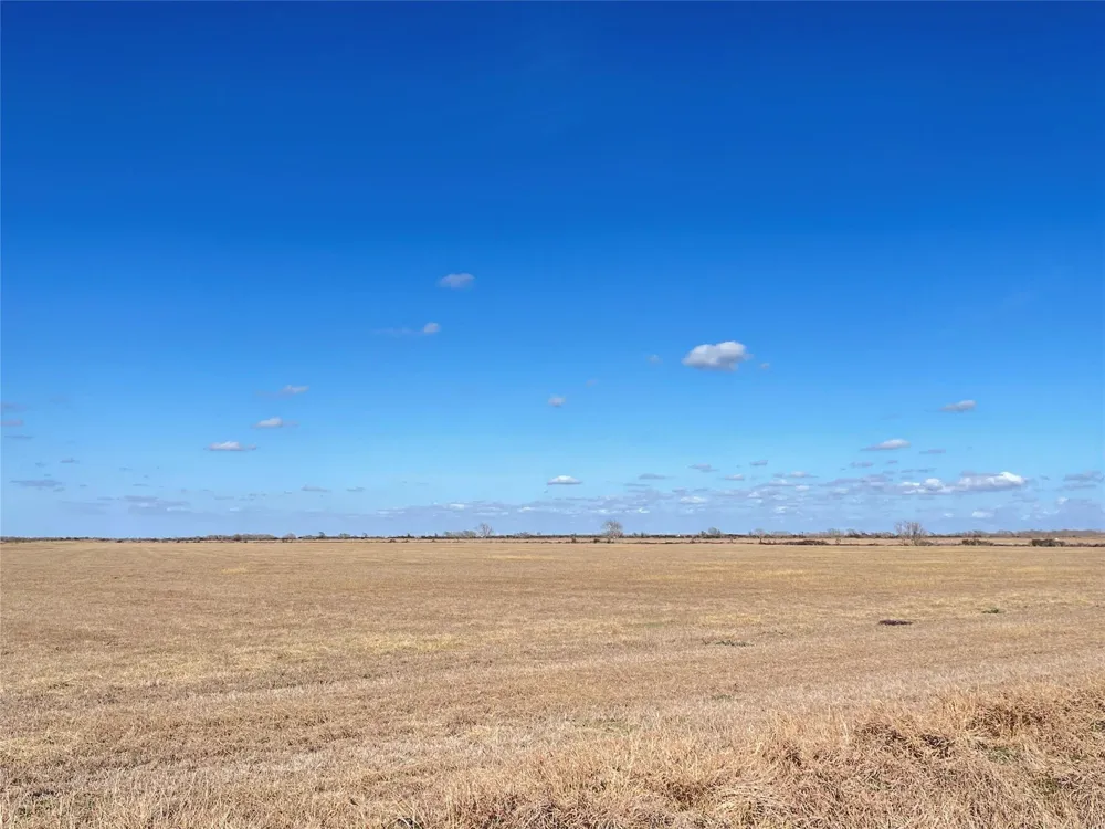 768 Million Dollar Road Palacios, TX 77465
