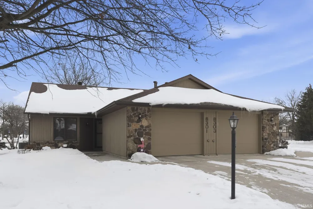 8301 Lamplighter Court