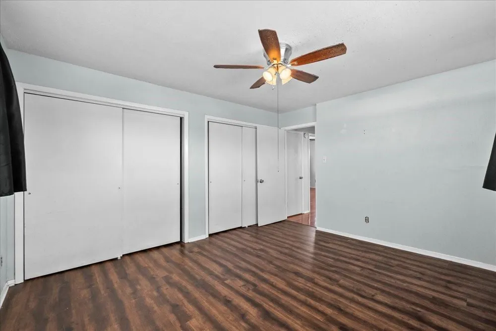 868 Bonita Street Bayou Vista, TX 77563