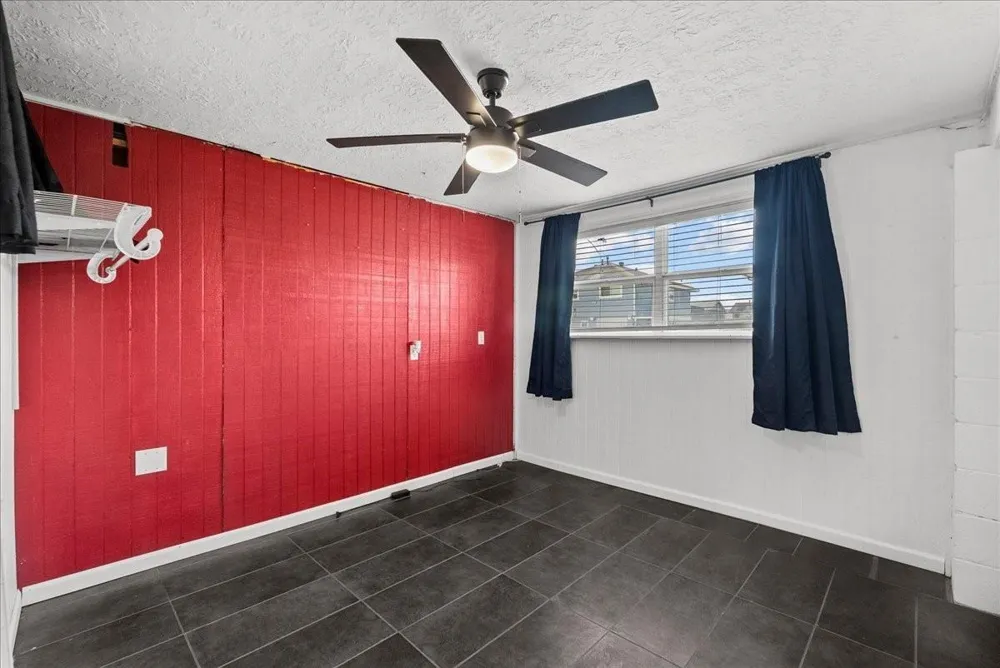 868 Bonita Street Bayou Vista, TX 77563