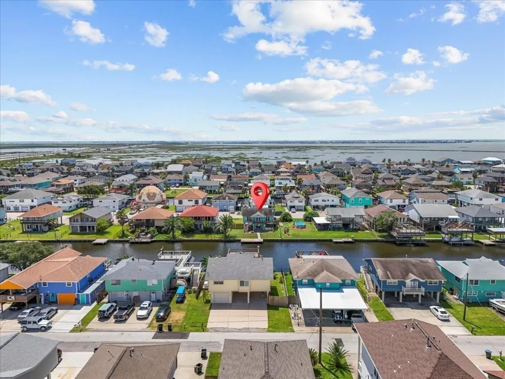 868 Bonita Street Bayou Vista, TX 77563