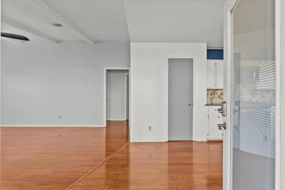 868 Bonita Street Bayou Vista, TX 77563