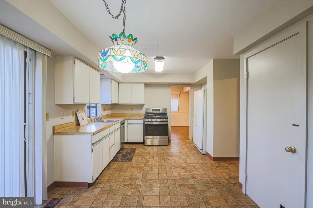 7617 7 MILE LANE Baltimore, MD 21208
