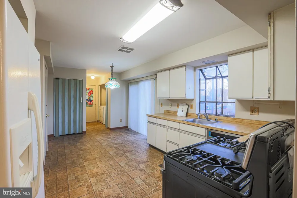 7617 7 MILE LANE Baltimore, MD 21208