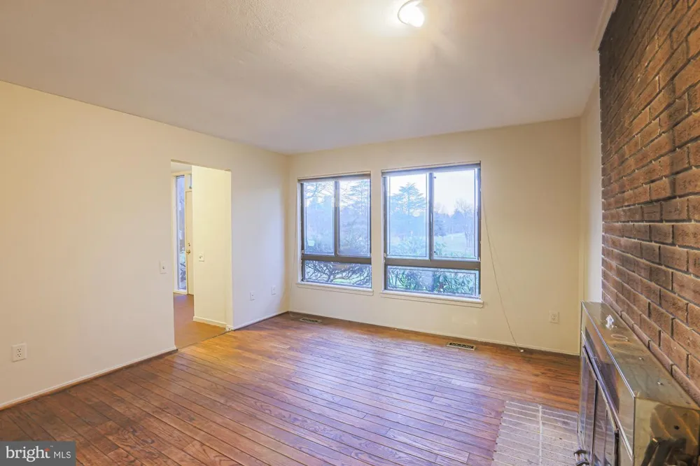 7617 7 MILE LANE Baltimore, MD 21208