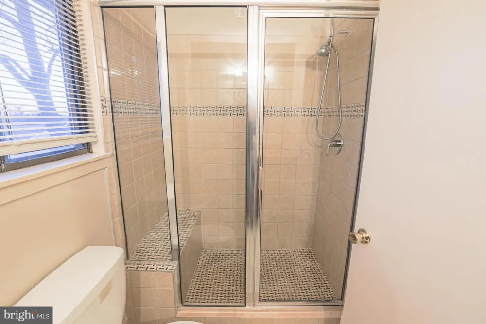7617 7 MILE LANE Baltimore, MD 21208