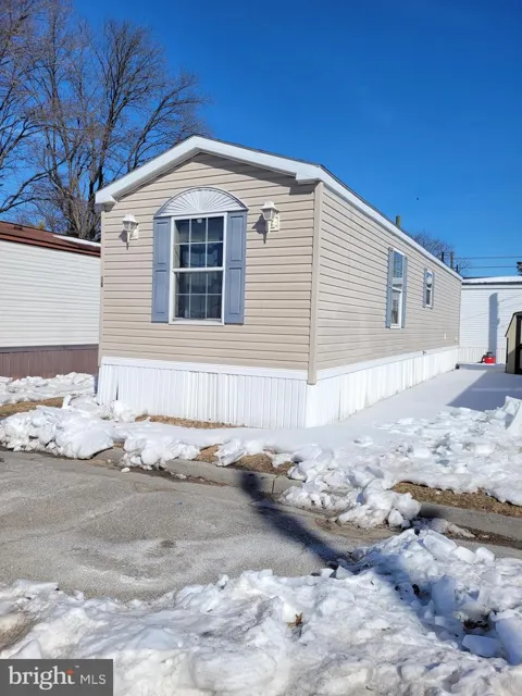 291 291 N. VIRGINIA AVENUE, LOT #36 #36