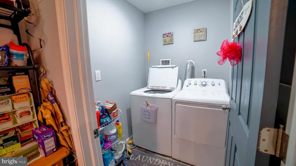 5635 10TH STREET Philadelphia, PA 19141
