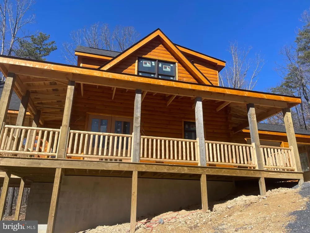 131 UPPER SPRINGS LN Woodstock, VA 22664