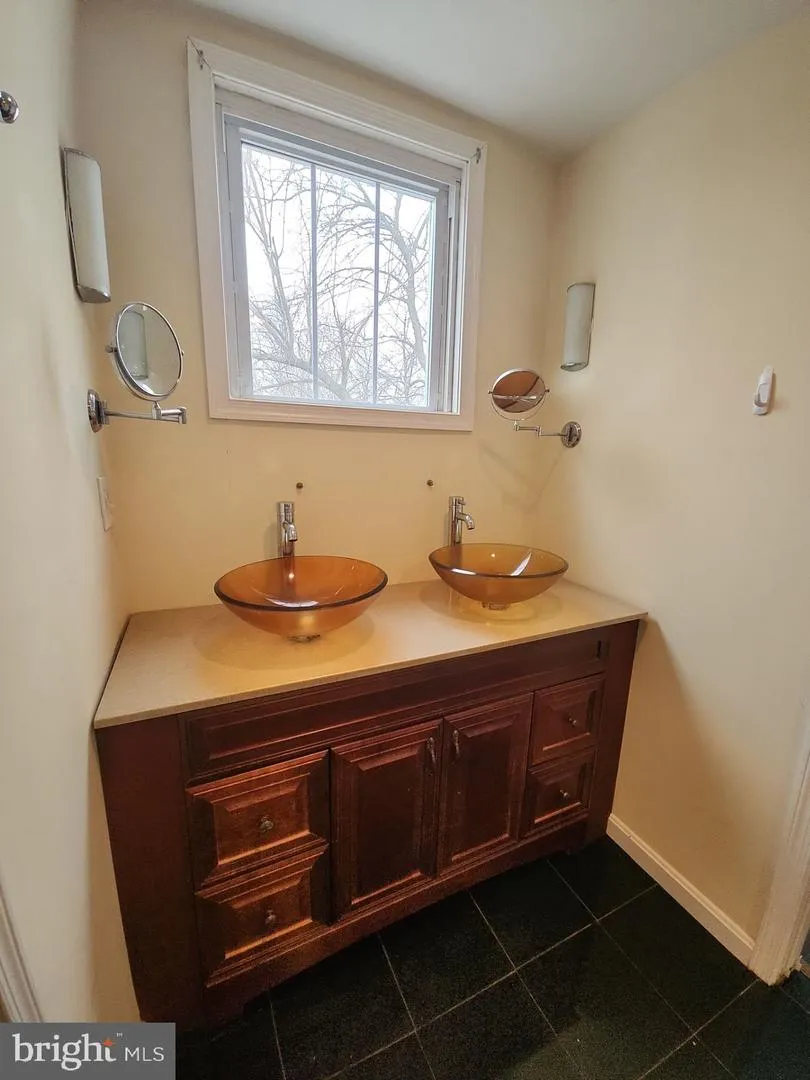 2804 CHRISTOPHER AVENUE Baltimore, MD 21214