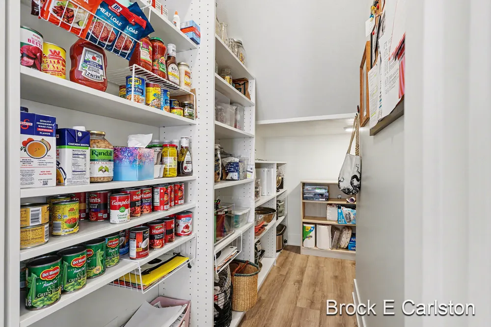 946 Boardwalk Cove Drive Muskegon, MI 49441