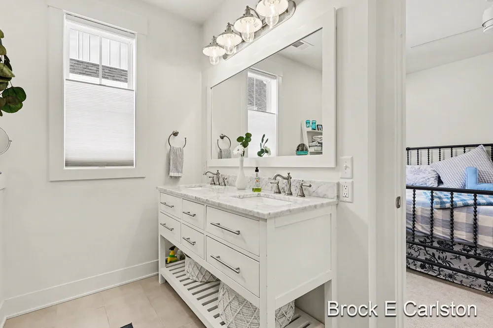 946 Boardwalk Cove Drive Muskegon, MI 49441