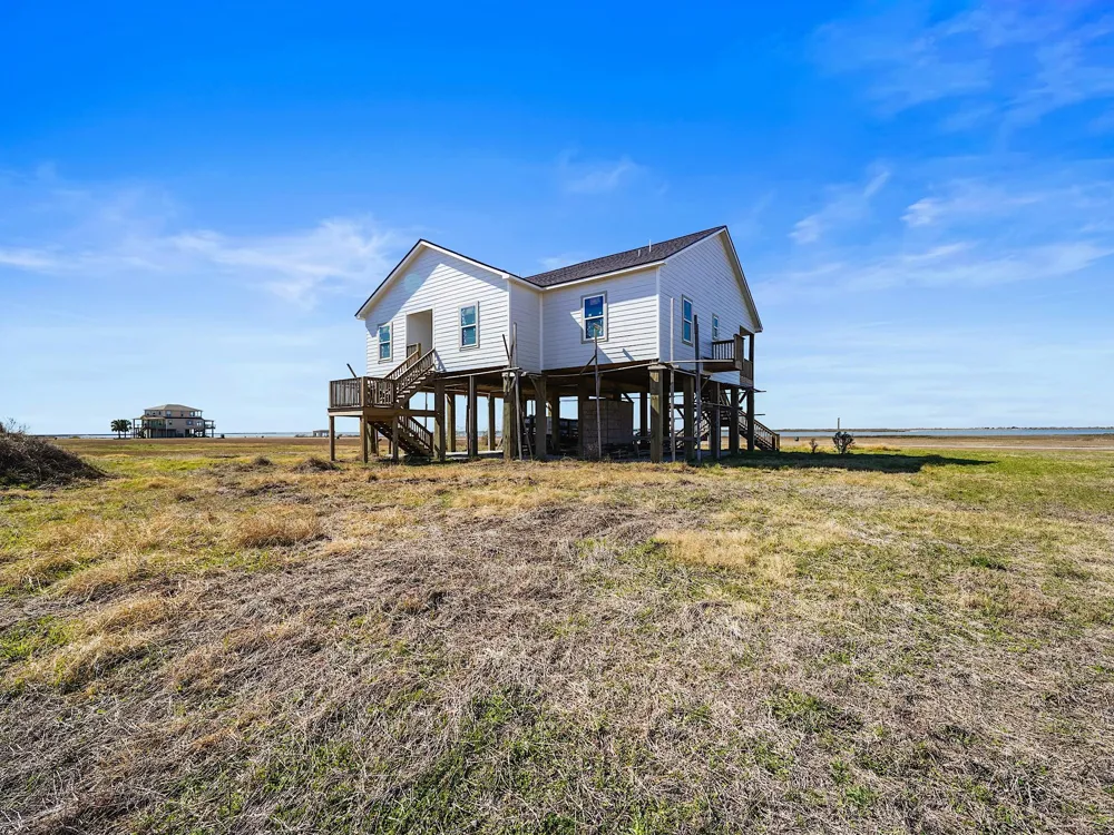 3219 Camp Hulen Drive Palacios, TX 77465