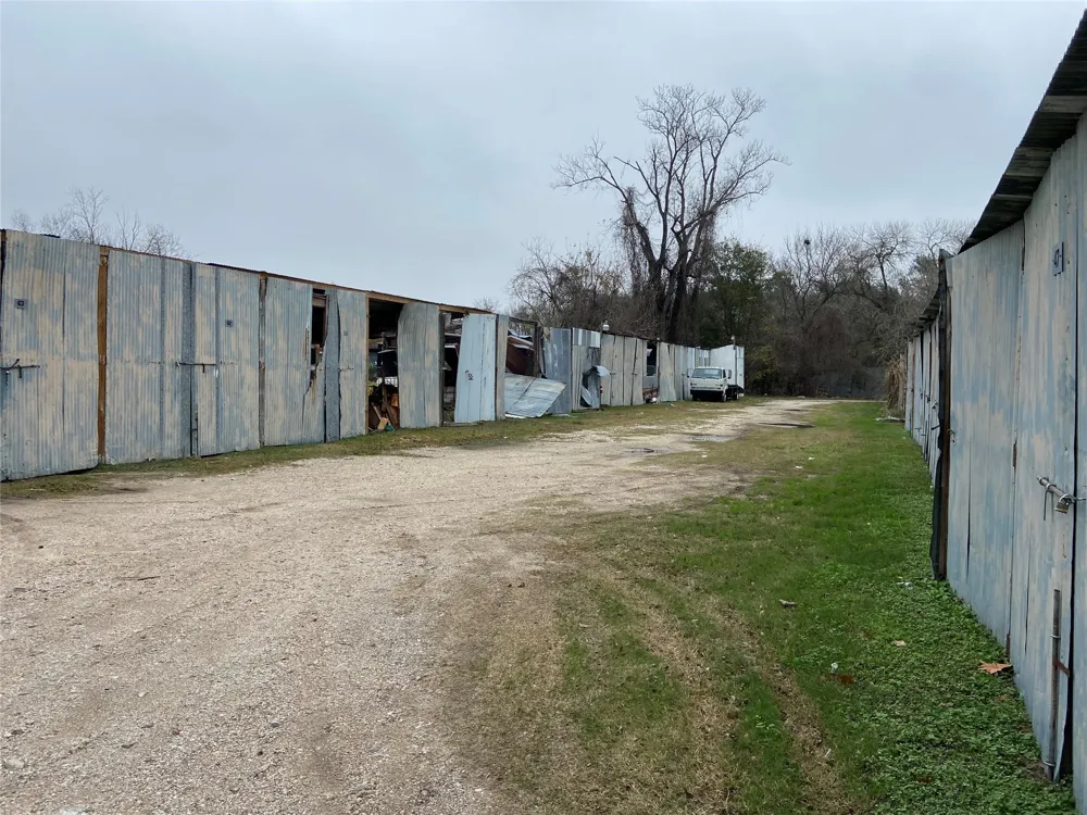 2319 Preston Avenue Pasadena, TX 77503
