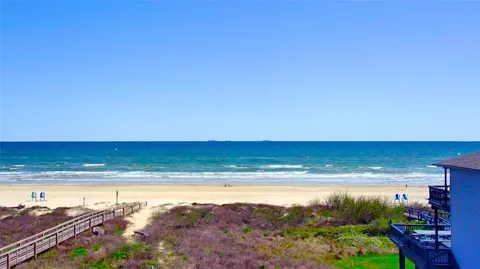 Beachcomber Avenue