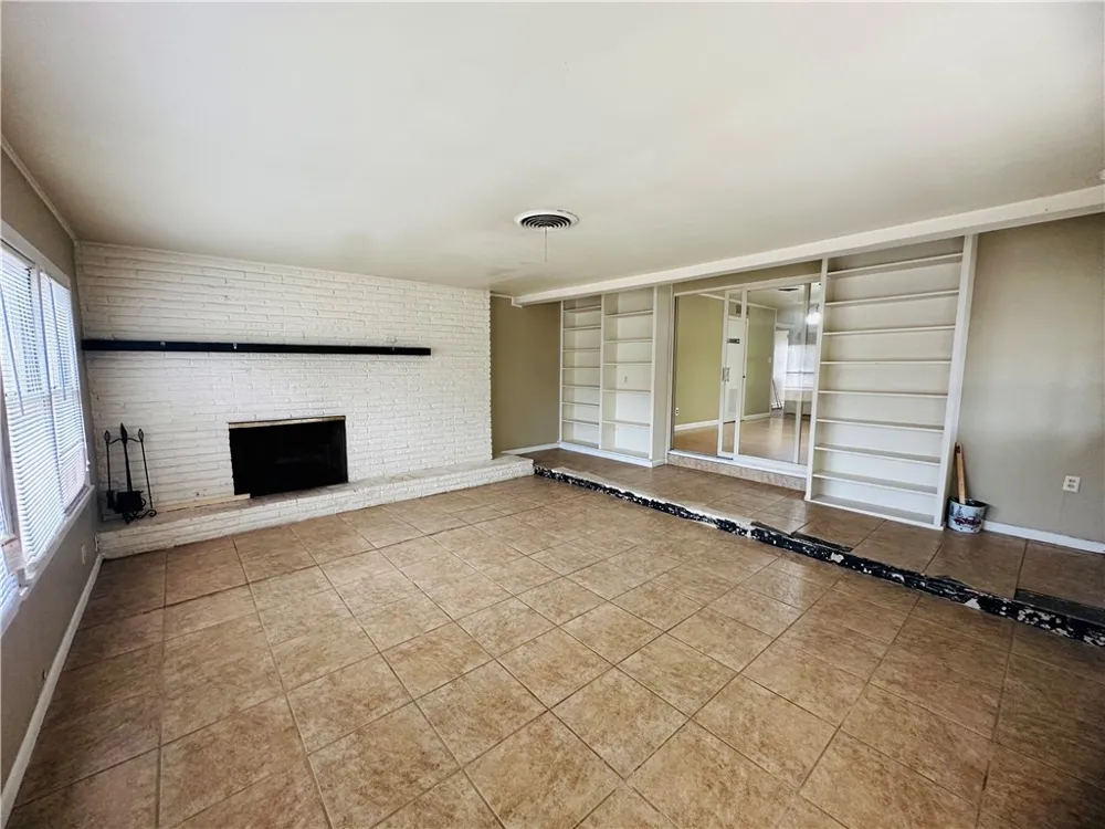 Address Not Shown Alice, TX 78332