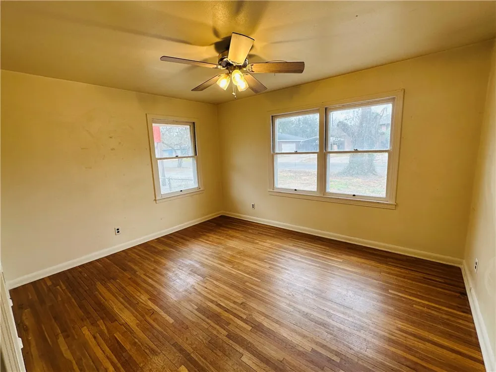 Address Not Shown Alice, TX 78332