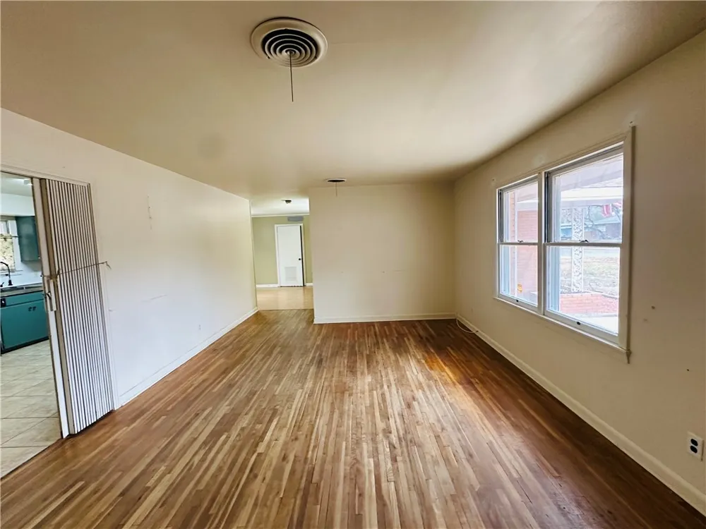 Address Not Shown Alice, TX 78332