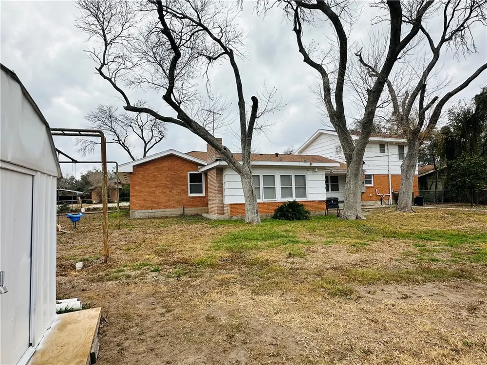 Address Not Shown Alice, TX 78332