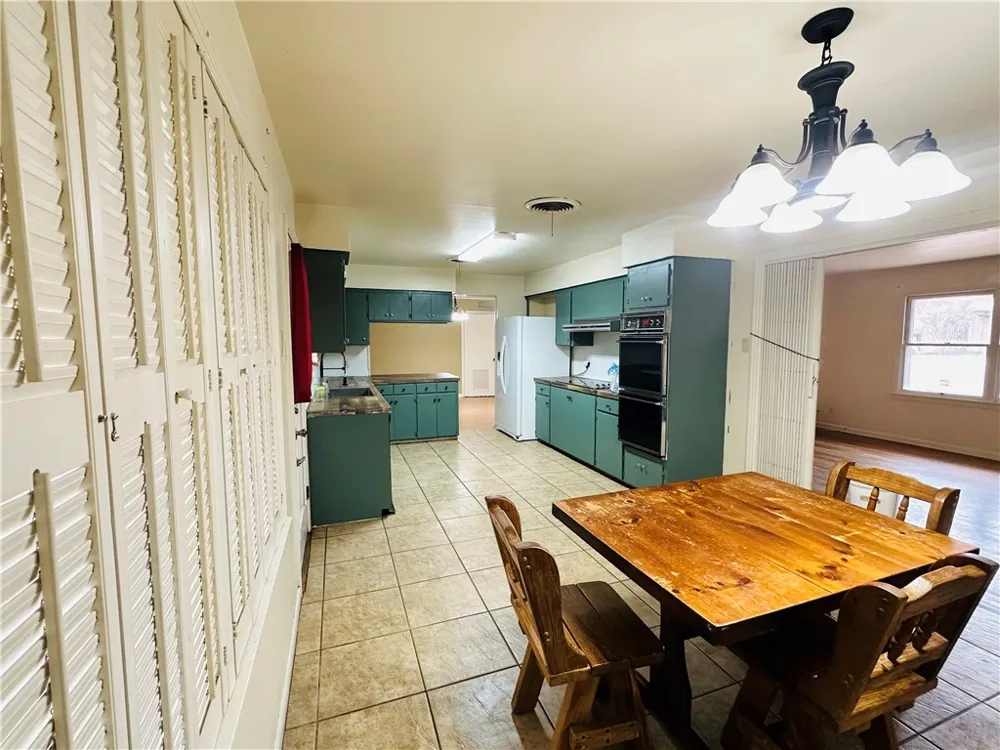 Address Not Shown Alice, TX 78332