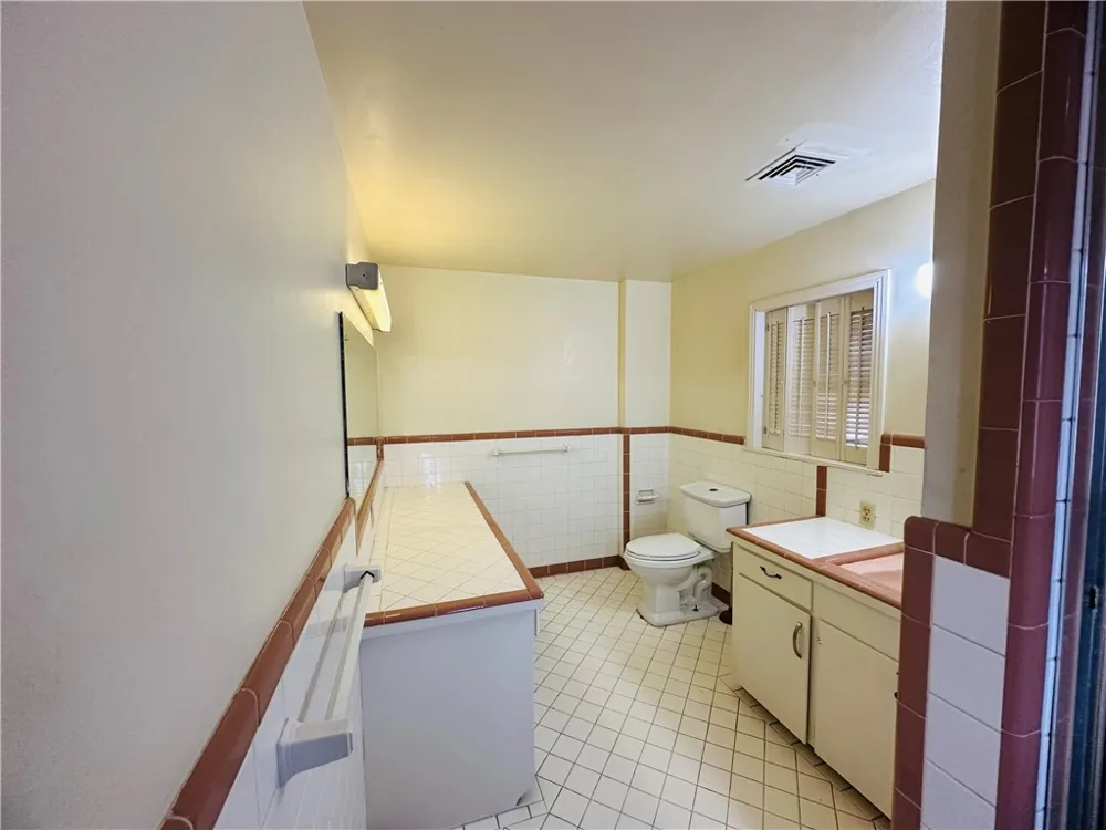 Address Not Shown Alice, TX 78332