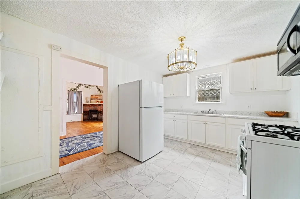 2245 Comanche Street #A Corpus Christi, TX 78408