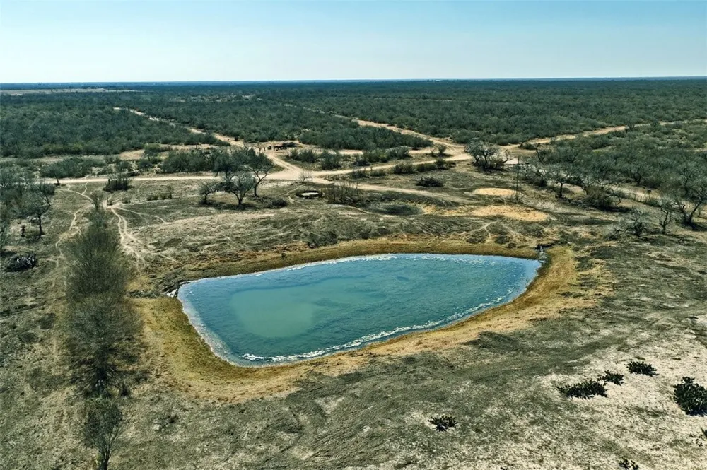 2104 CR 440 Alice, TX 78332