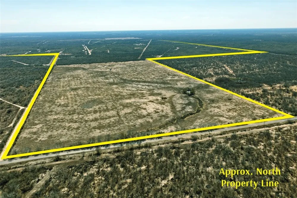 2104 CR 440 Alice, TX 78332