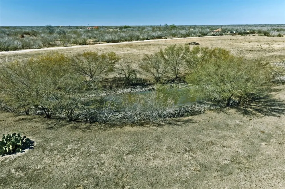 2104 CR 440 Alice, TX 78332
