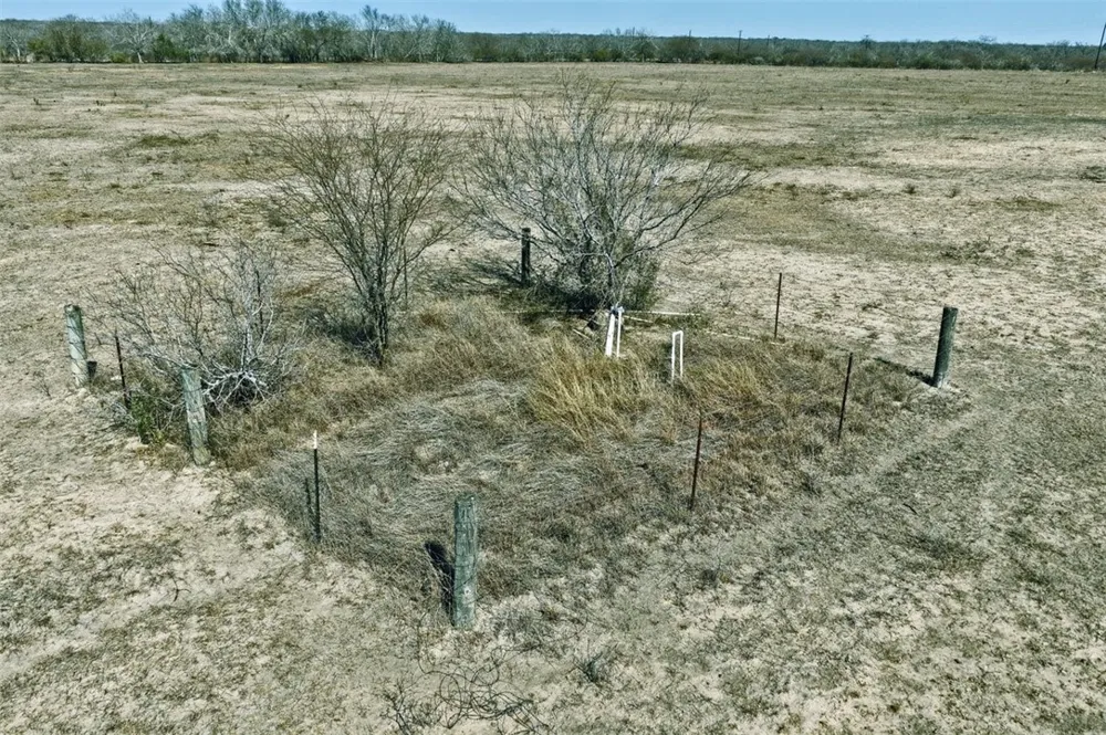 2104 CR 440 Alice, TX 78332