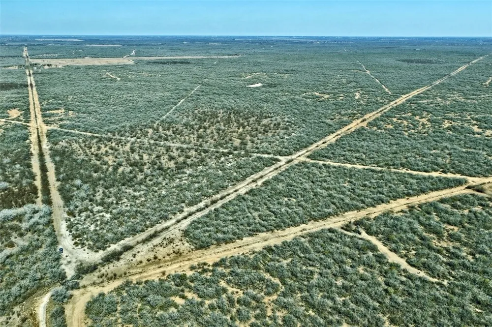 2104 CR 440 Alice, TX 78332