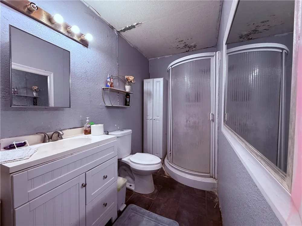 5742 Hidden Valley Loop Sandia, TX 78383