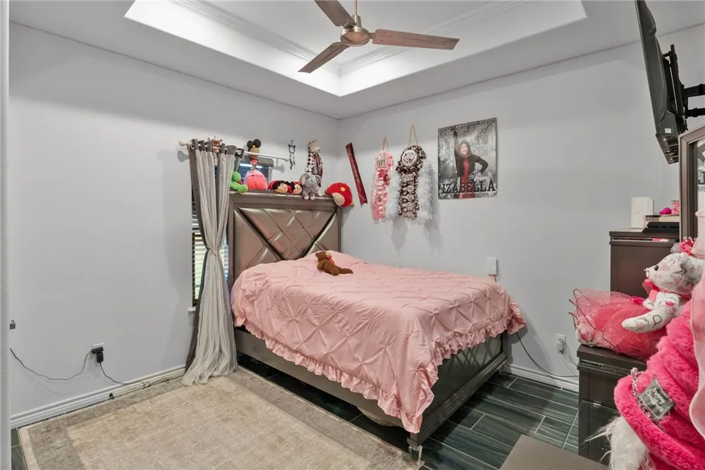 5378 W Riverview Drive Robstown, TX 78380