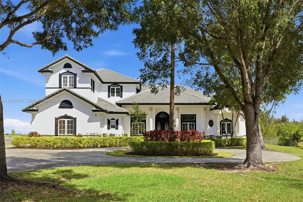 20401 SW 48th Pl Southwest Ranches, FL 33332