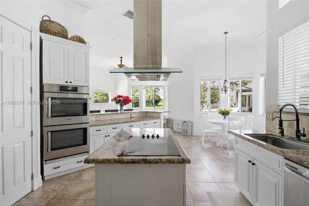 20401 SW 48th Pl Southwest Ranches, FL 33332